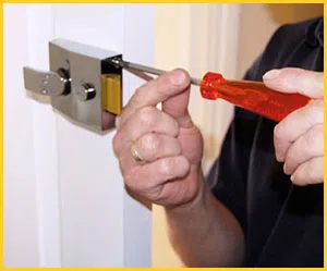 Exclusive Locksmith Service Houston, TX 713-357-0752 - 10-lock-smiths